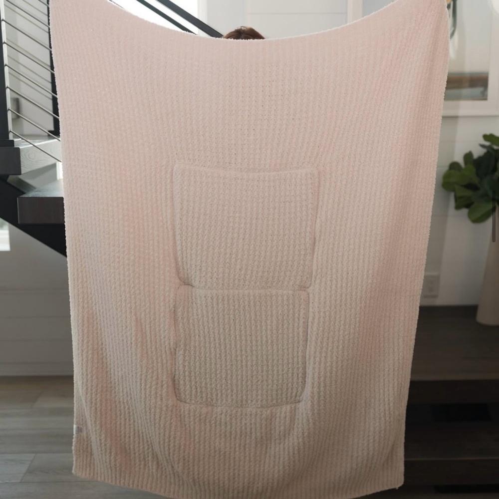 Krista Horton X Staykation Cozy Textured Blanket